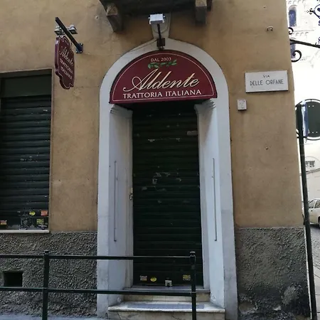 Santa Chiara Apartament